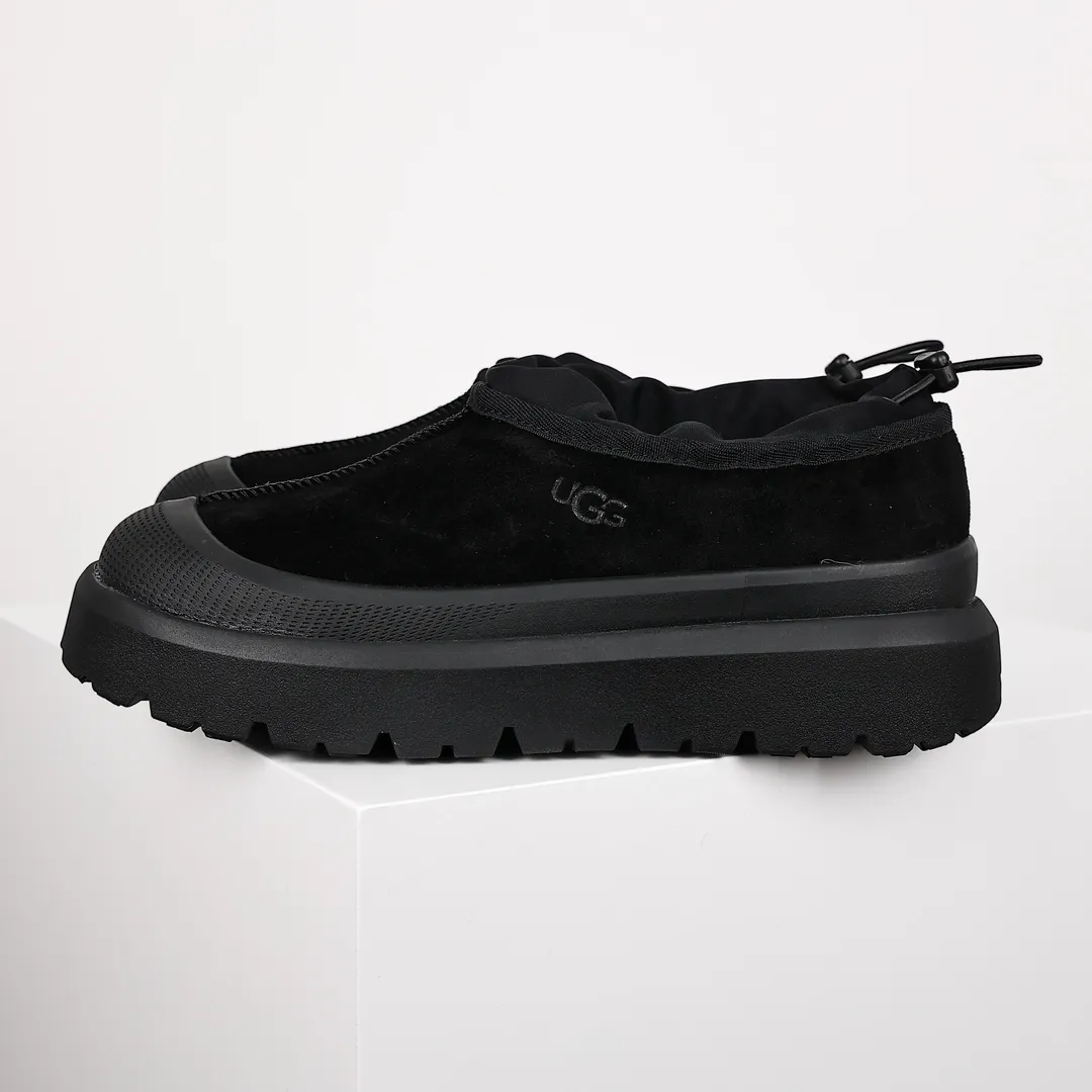 Pick up locally 💰Female size 330 Men's size 380 UGG 23S new winter products Half toe cap and low top 1144096 Imported sheepskin fur Purchasing for exclusive quality High elastic Modern midsole External non-slip outsole Leg drawstring design Very easy to put on and take off Sizes: 35 36 37 38 39 40 41 42 43 44 45